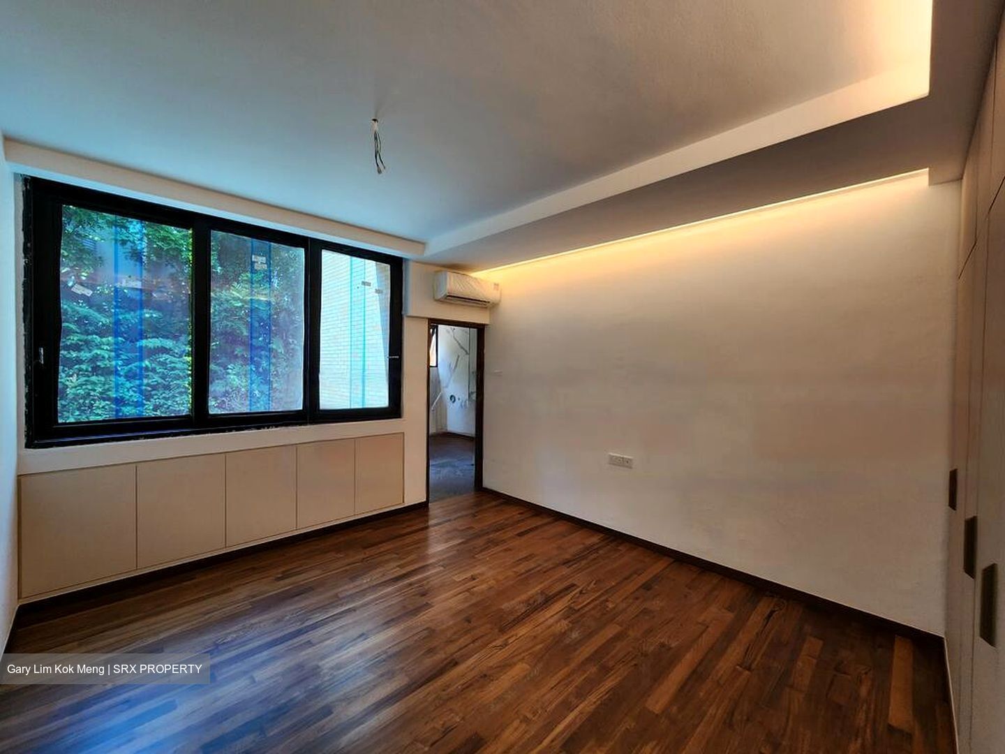 Garden Apartment (D10), Apartment #476501281
